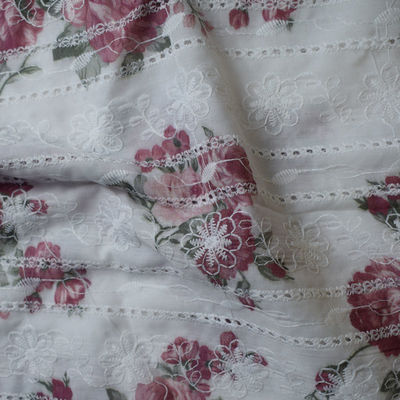 La trama orgánica impermeable de la tela de algodón imprimió 60S bordado 105 G/M